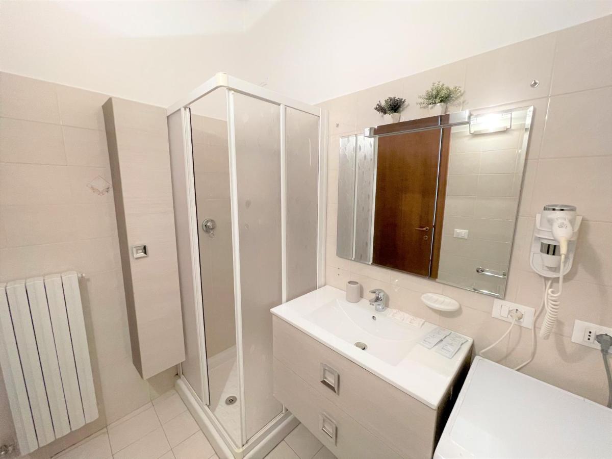Desenzanoloft Le Petit Bijou - Restyling 2025 - Downtown Desenzano del Garda Dış mekan fotoğraf