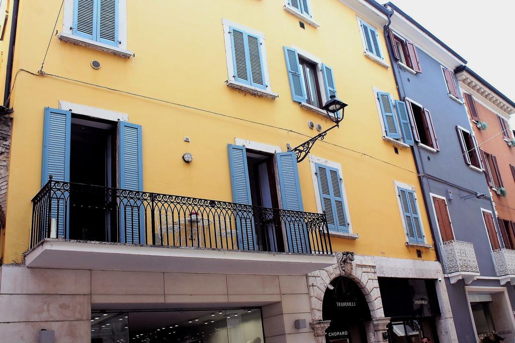 Desenzanoloft Le Petit Bijou - Restyling 2025 - Downtown Desenzano del Garda Dış mekan fotoğraf